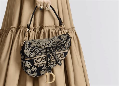 dior saddle bag reviews.